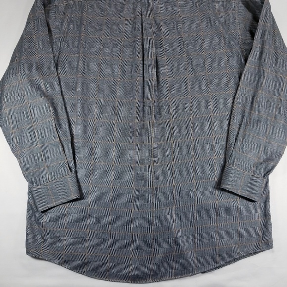 Jos A Bank long sleeve Traveler's collection - Picture 7 of 8